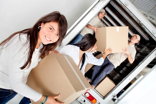 Legal governing law and dispute terms for UK moving service